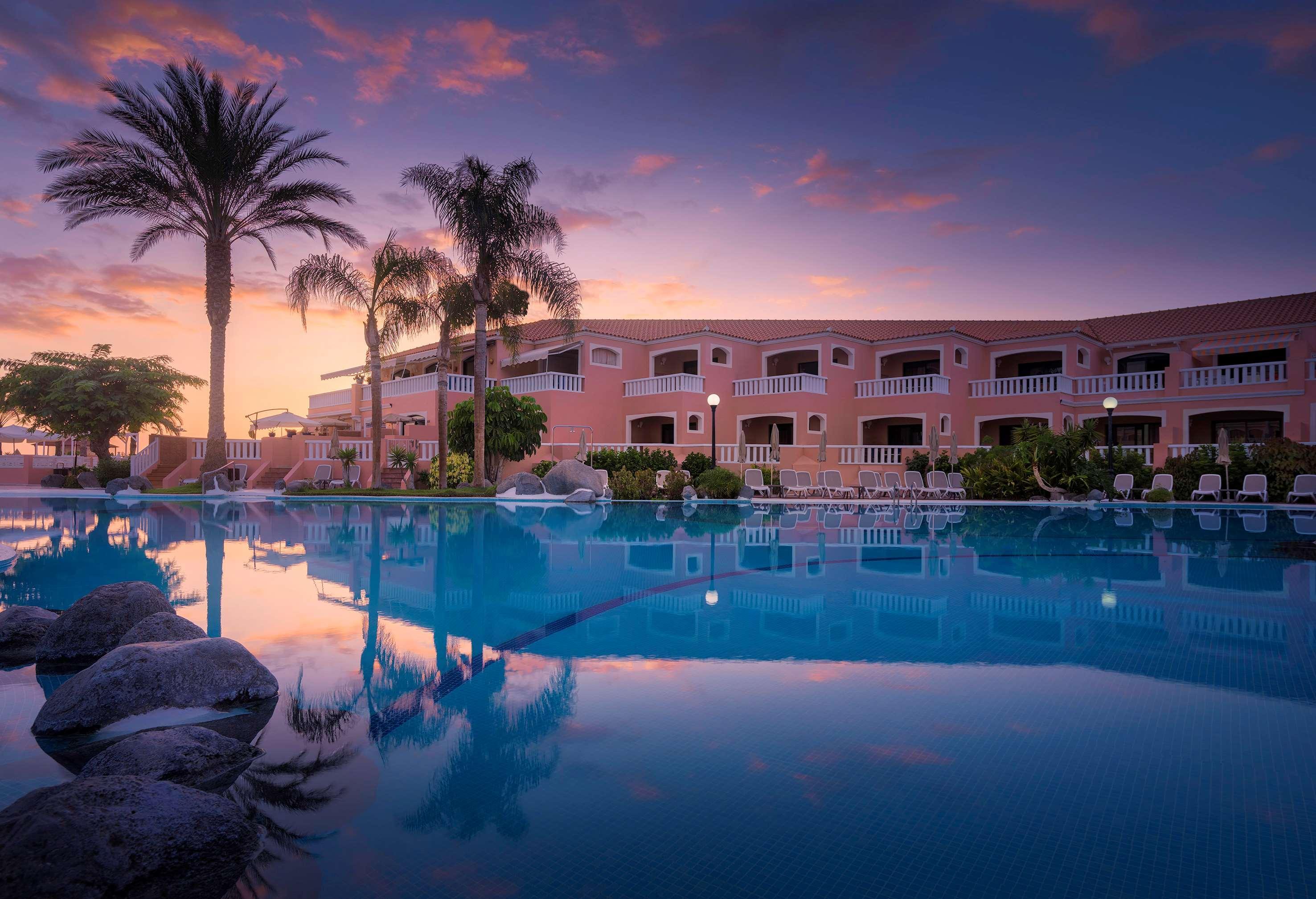 Sol Sun Beach Apartamentos Costa Adeje  Exterior photo