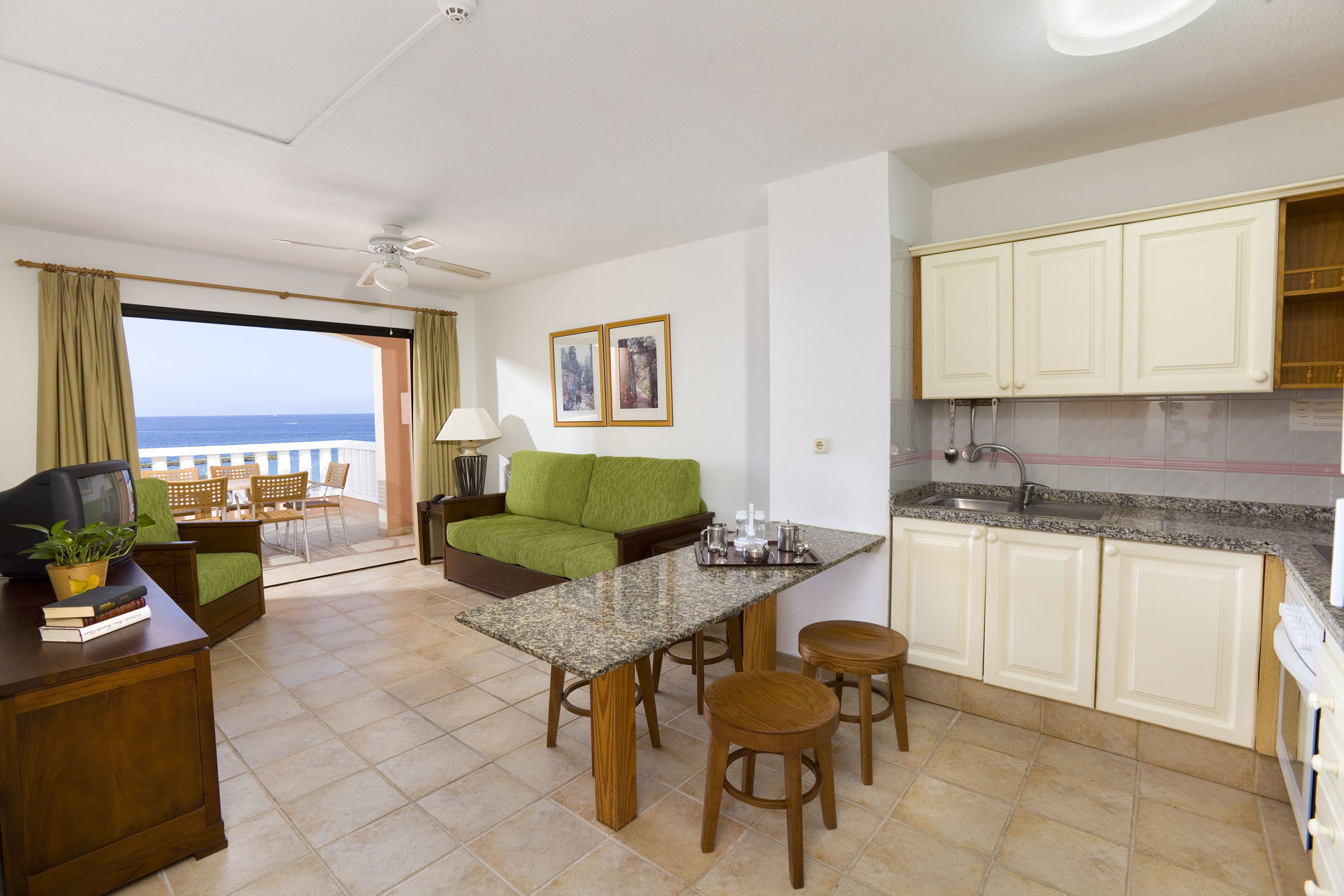 Sol Sun Beach Apartamentos Costa Adeje  Exterior photo