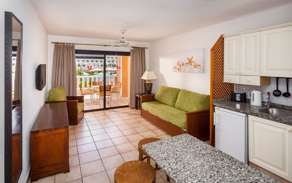 Sol Sun Beach Apartamentos Costa Adeje  Exterior photo
